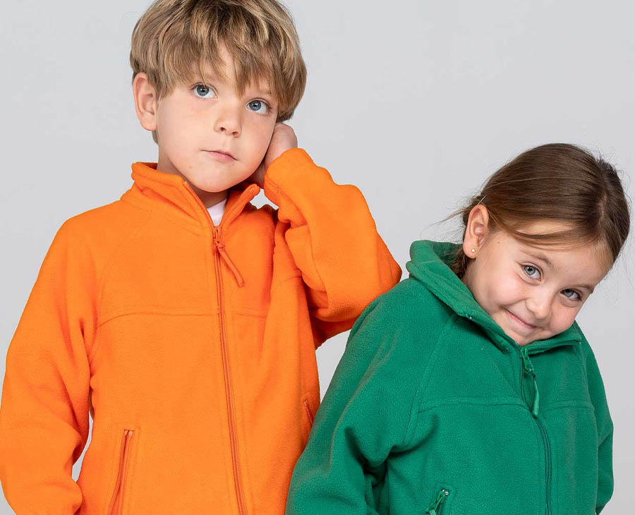 JHK abbigliamento: i colori dell'inverno - LG Idea - Ricamificio Industriale